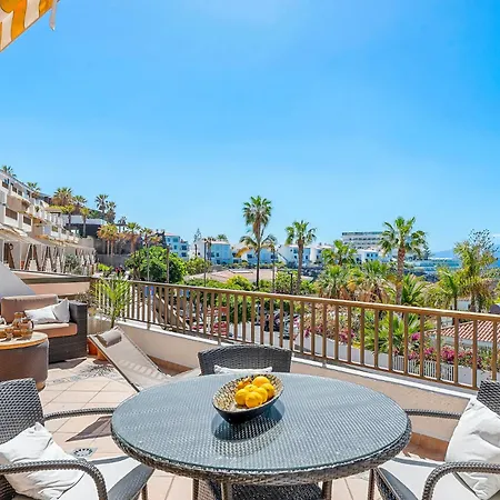 Apartamento With Stunning View By Dream Homes Tenerife *