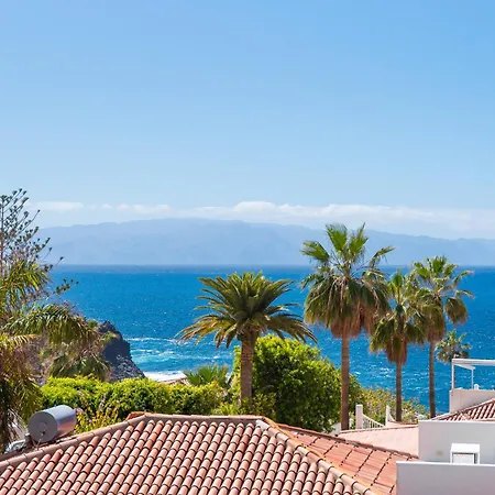 With Stunning View By Dream Homes Tenerife * Puerto de Santiago (Tenerife)